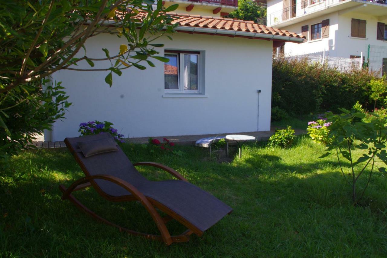 Chambres d'hôtes HOR DAGO près de la gare avec 2 vélos Hendaye Esterno foto